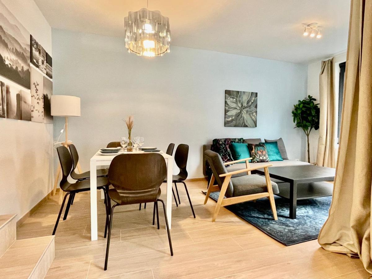 Oneluxstay Near Fashion District Антверпен Екстер'єр фото