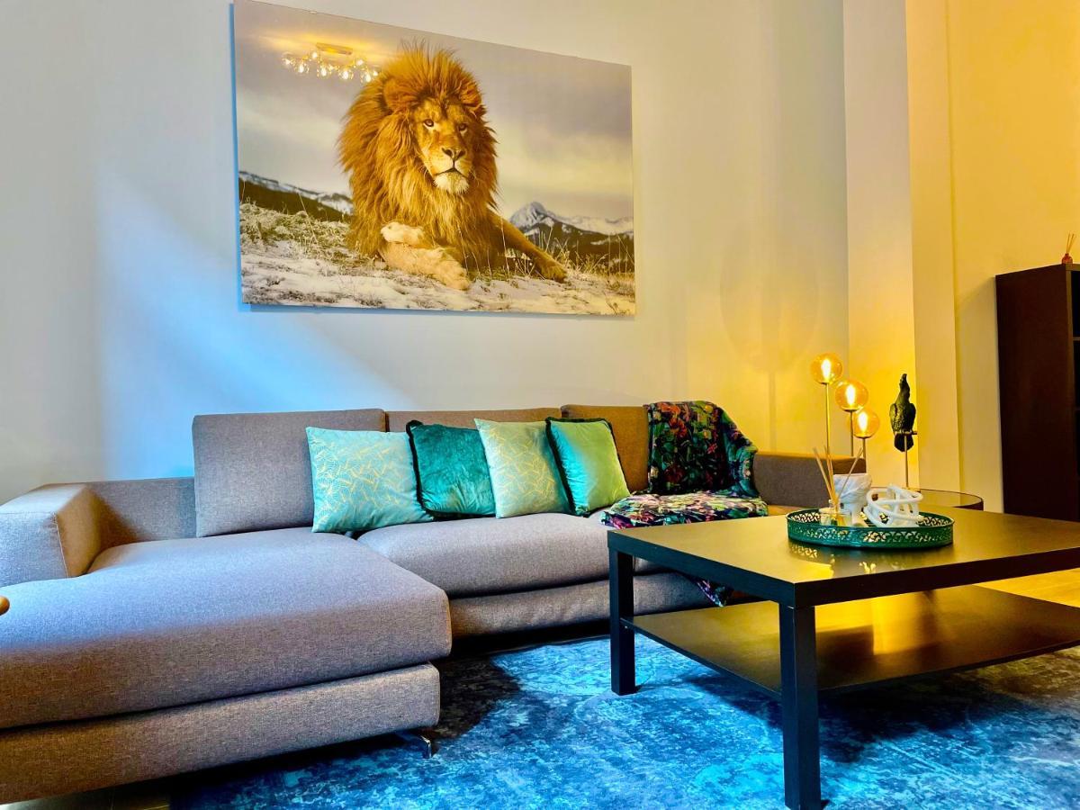 Oneluxstay Near Fashion District Антверпен Екстер'єр фото