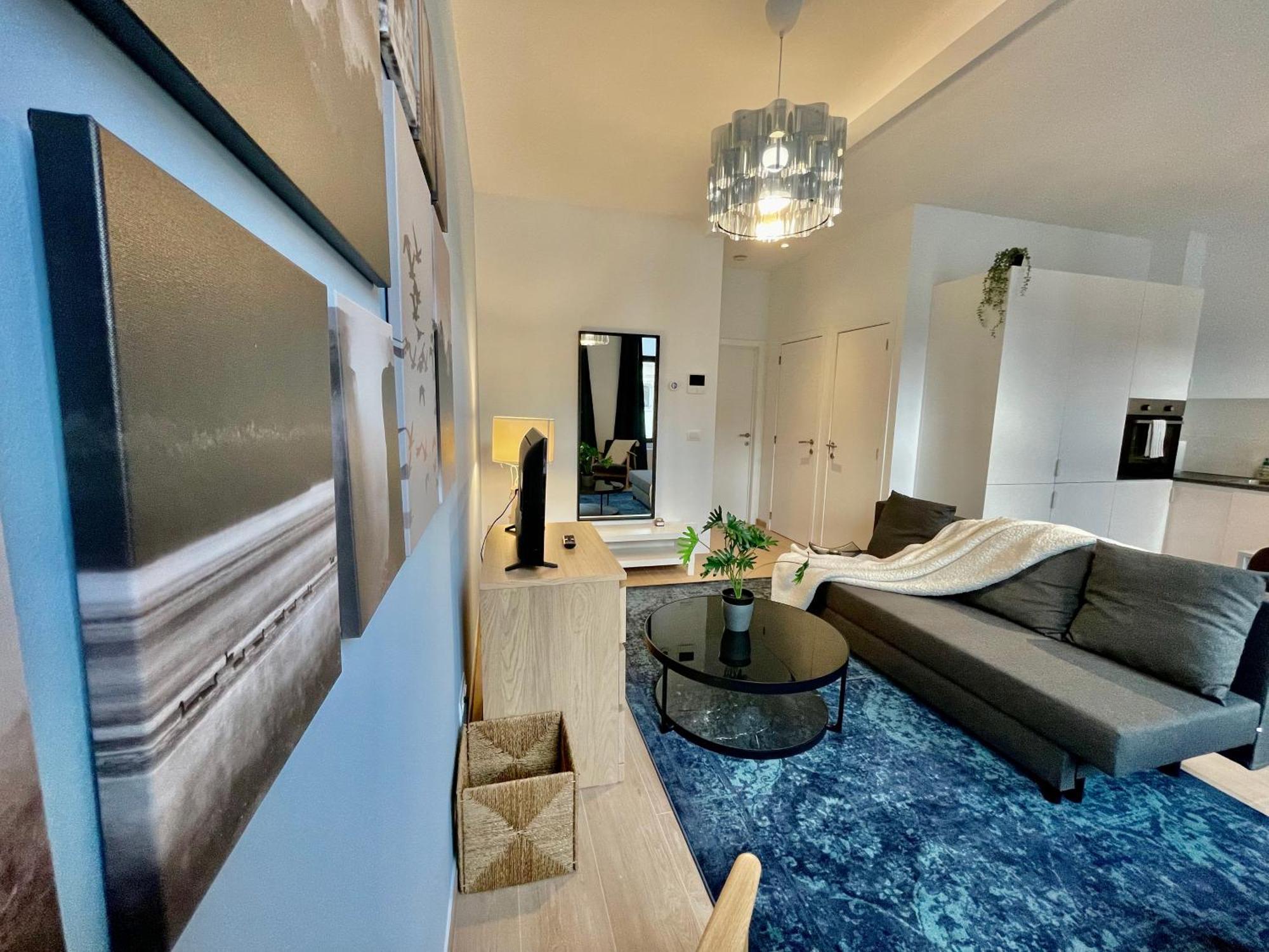 Oneluxstay Near Fashion District Антверпен Екстер'єр фото